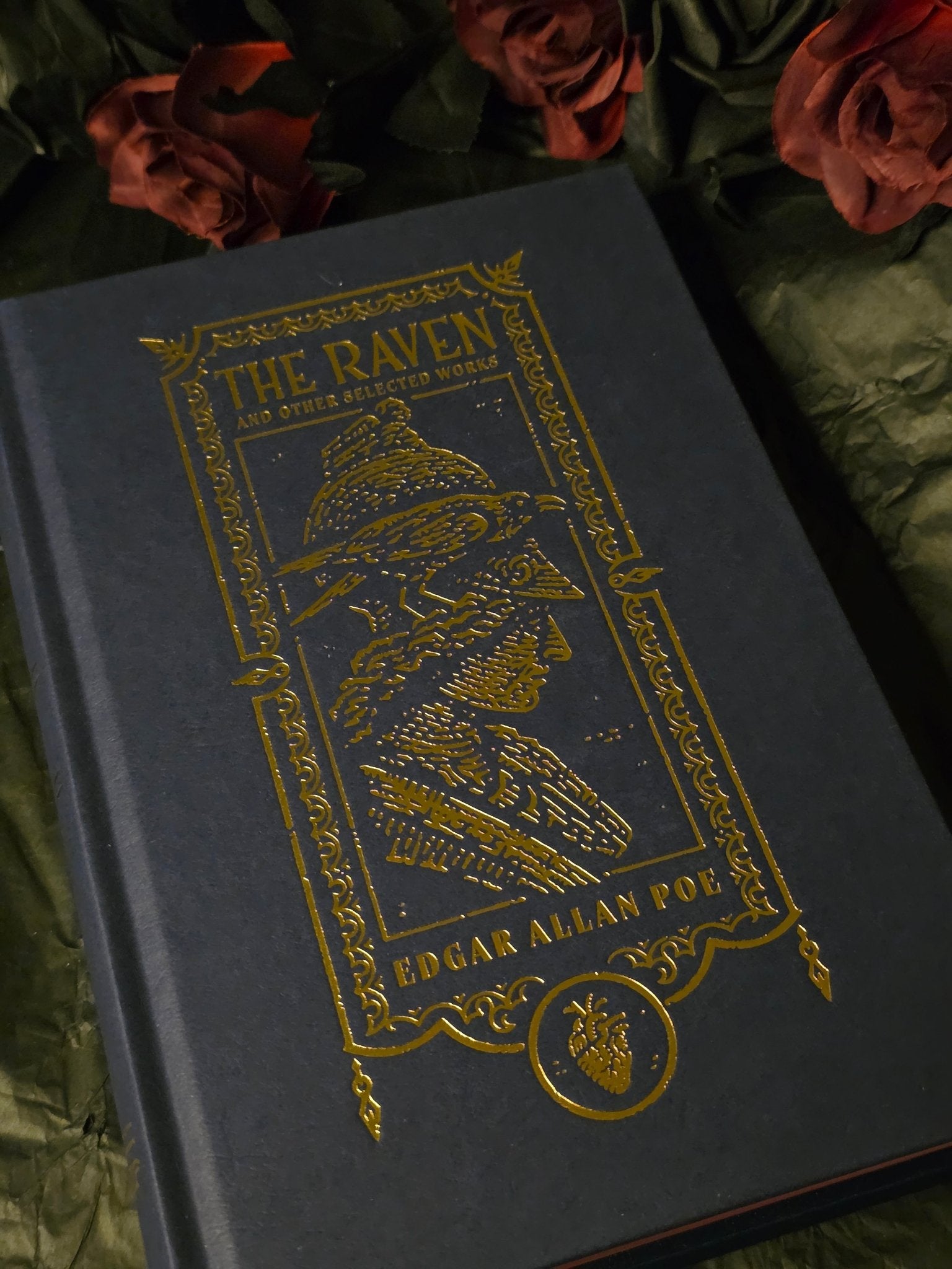 The Raven by Edgar Allan Poe | Deluxe Edition
