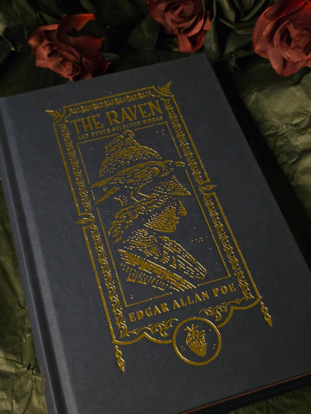 The Raven and Other Selected Works (The Gothic Chronicles Collection): Deluxe Edition, Edgar Allan Poe - Dark Rose Emporium