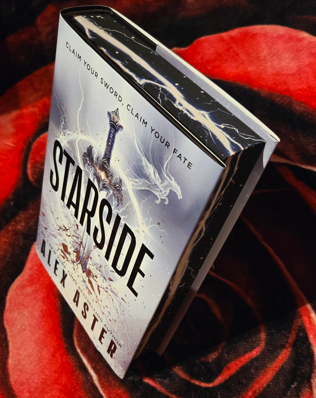 Starside, by Alex Aster (hardback, english edition)