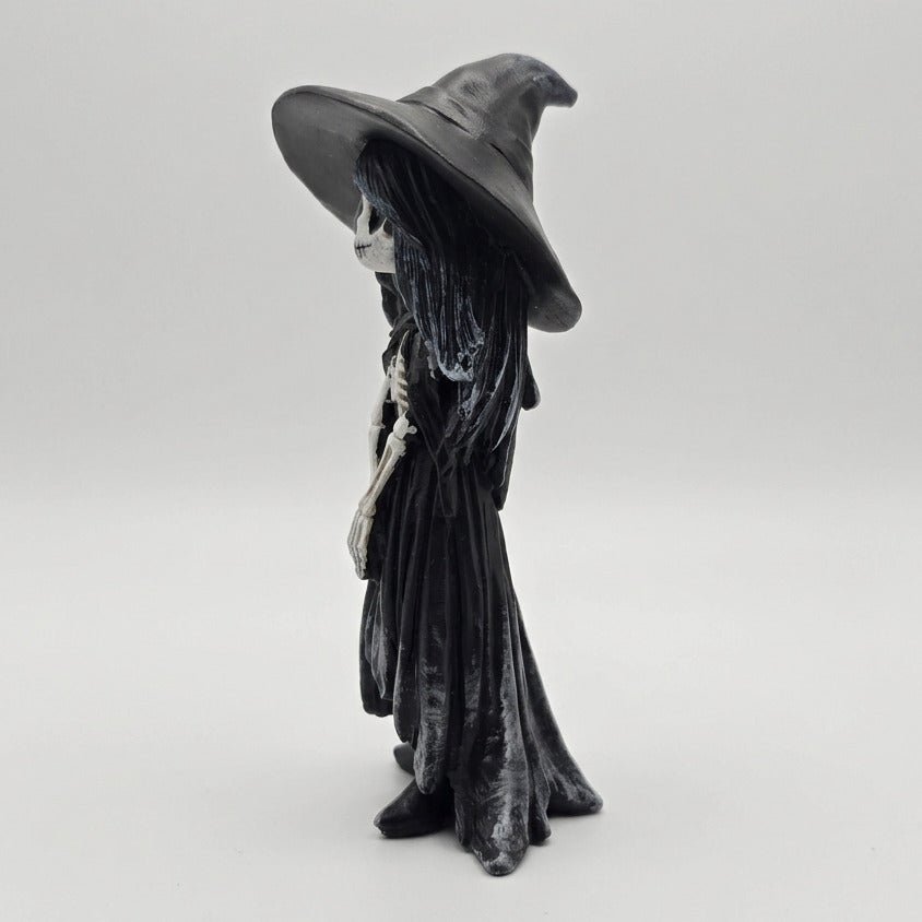 Skeleton Girl Standing With Witch Hat - Figurine - The Dark Rose Emporium