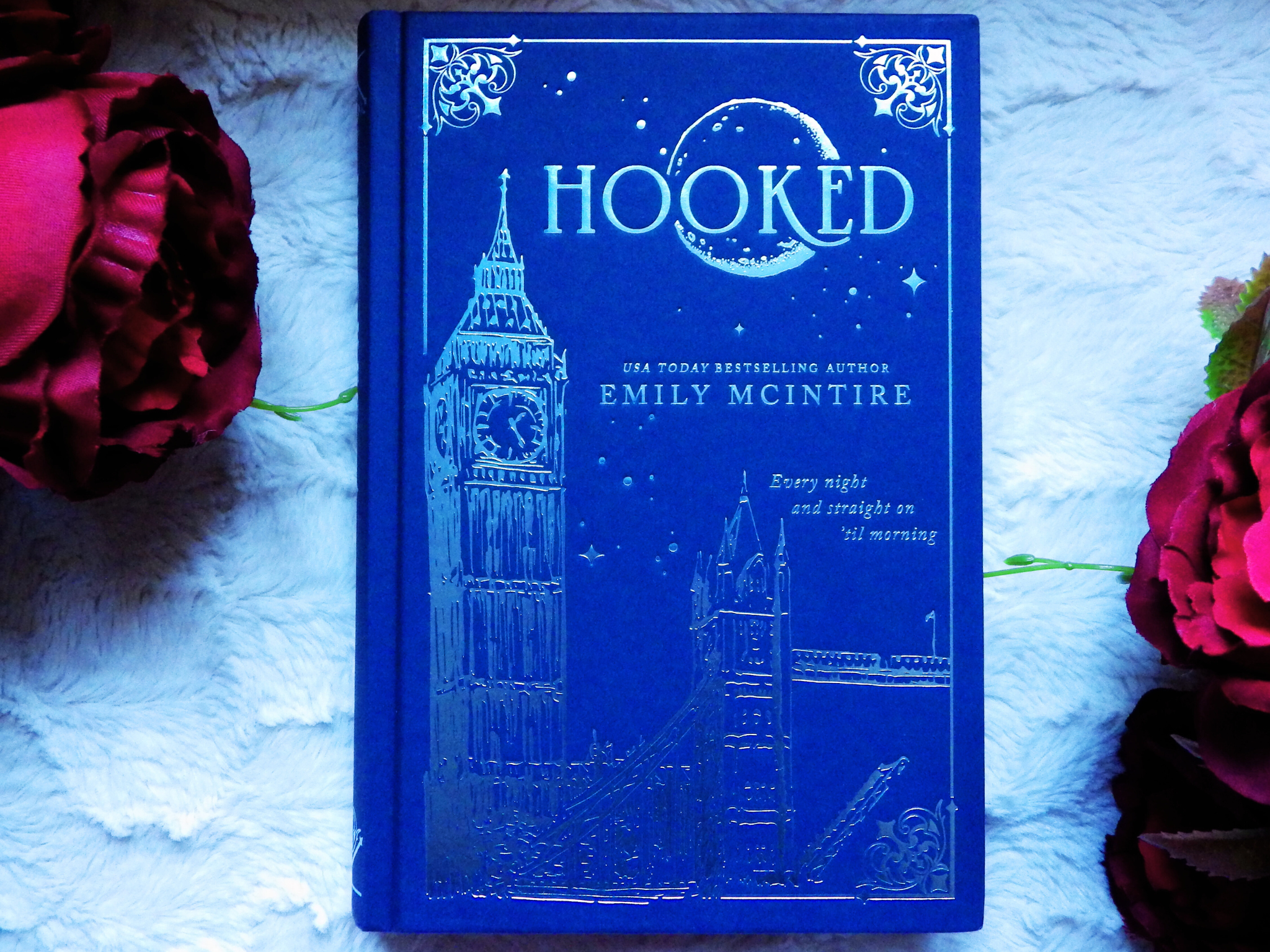 Hooked Collector's Edition, Emily McIntire (hardback)